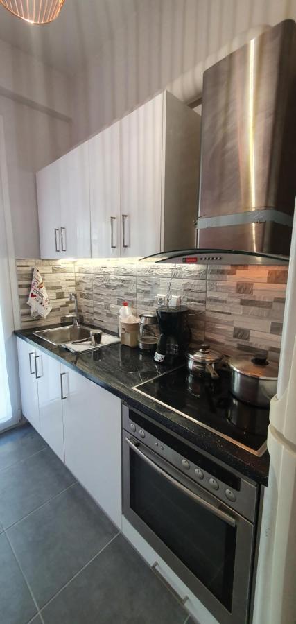 Athens City Center Apartment Next To Metro & Close To Acropolis Exterior foto